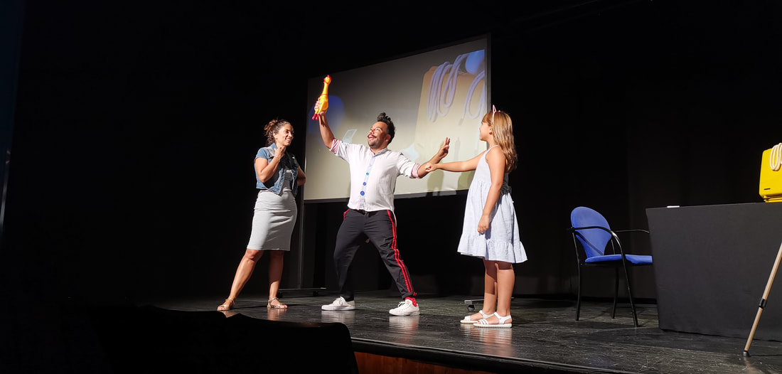 Show en teatro "Rey de Pikas" — Madrid, España